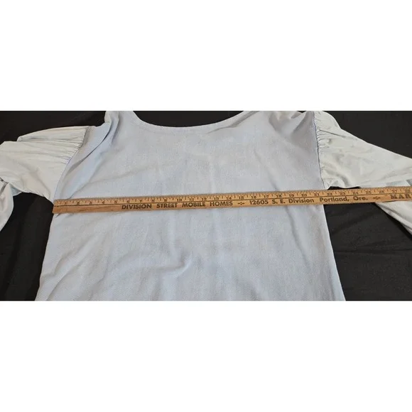 Pilcro Blue Top With Puffy Sleeves Anthropologie Brand Size Medium Spring Beach - Picture 7 of 9